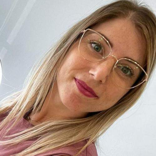 Mä en lähtenyt hakemaan täältä mitään hetken huumaa