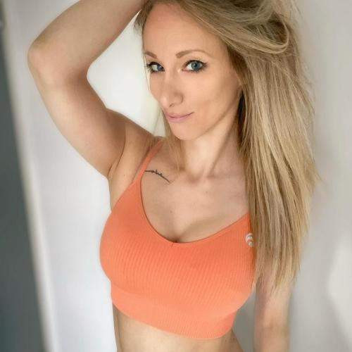 Täältä kuulemma löytyy seksiin valmiina olevia miehiä